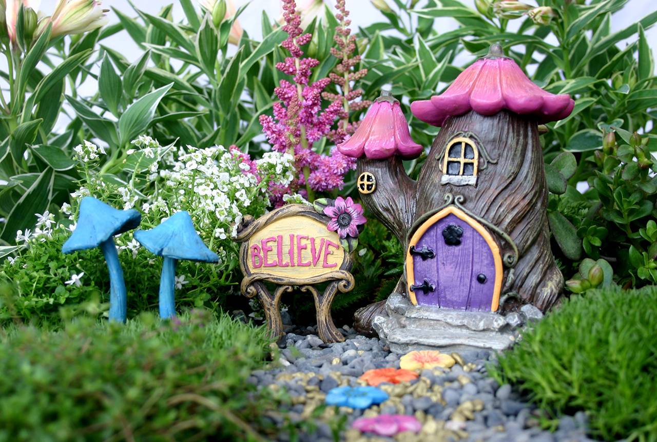 Домики для феи на даче своими руками. домики для фей, эльфов и гномов в саду на даче (20 фото)