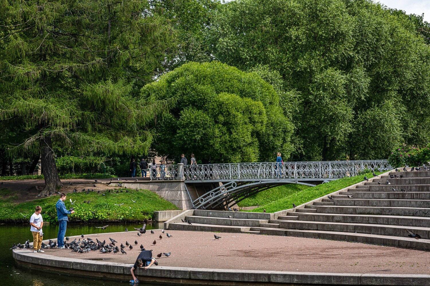 Таврический сад в санкт-петербурге